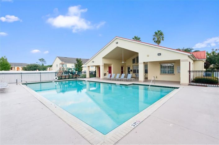 Image No.8-4 Bed Townhouse for sale