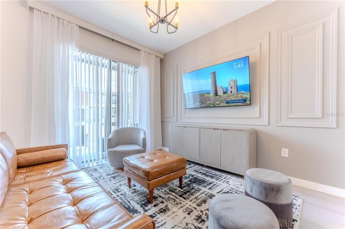 Image No.12-3 Bed Townhouse for sale