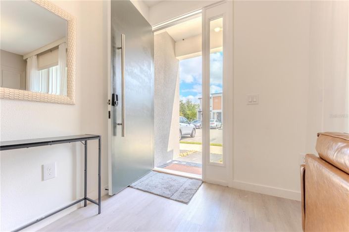 Image No.6-3 Bed Townhouse for sale