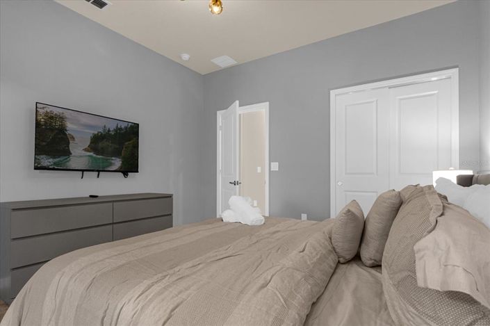 Image No.14-7 Bed Property for sale