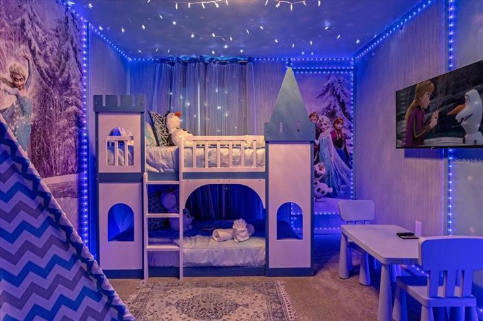 Image No.31-7 Bed Property for sale