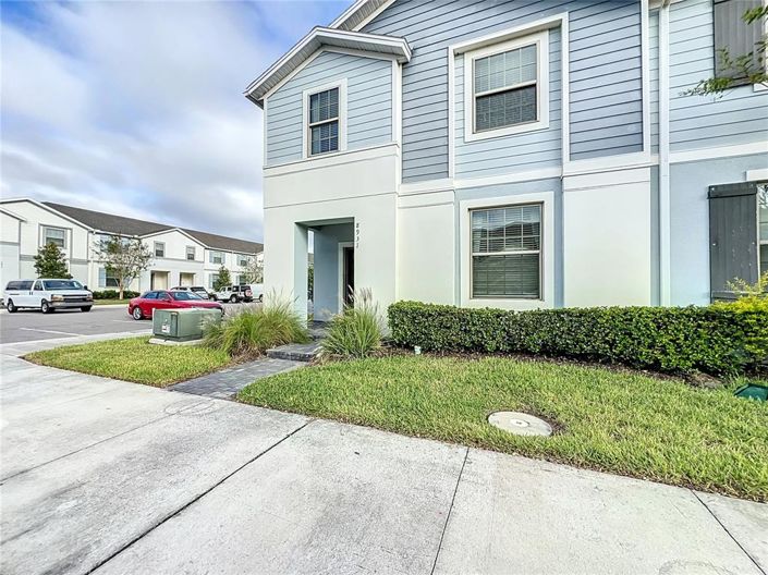 Image No.61-5 Bed Townhouse for sale