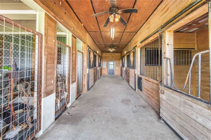 Image No.62-5 Bed Property for sale