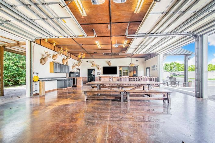 Image No.63-5 Bed Property for sale