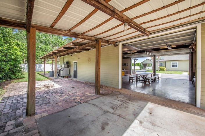 Image No.75-5 Bed Property for sale