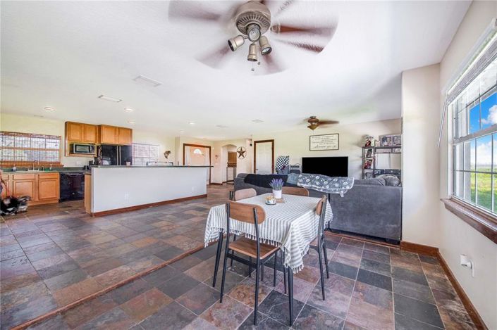 Image No.88-5 Bed Property for sale