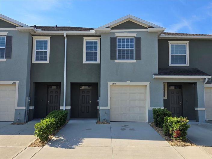 Image No.1-3 Bed Townhouse for sale