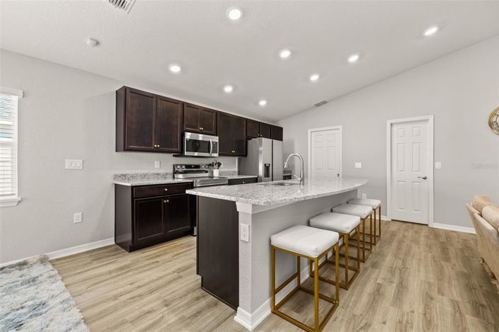 Image No.22-4 Bed Property for sale