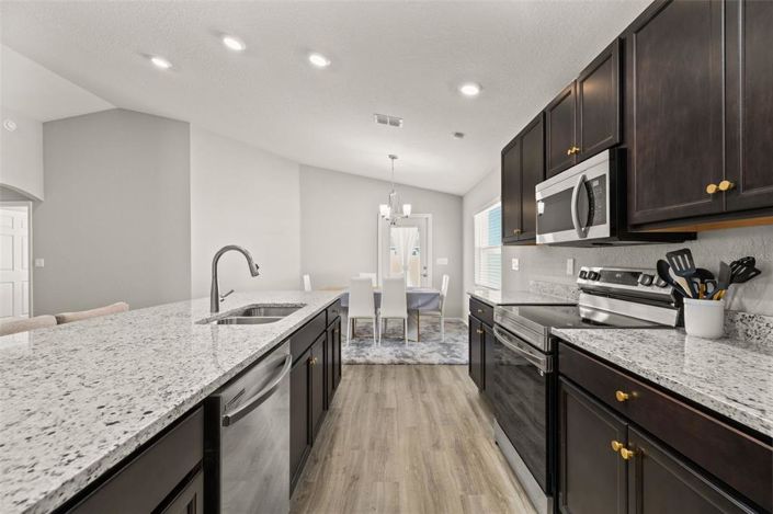 Image No.25-4 Bed Property for sale