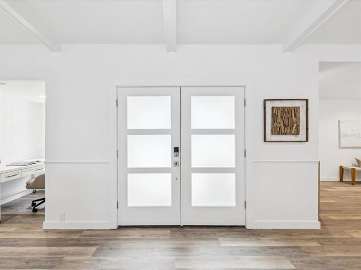 Image No.38-5 Bed Property for sale