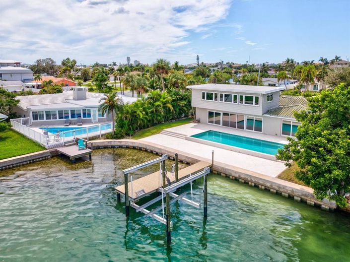 Image No.54-5 Bed Property for sale