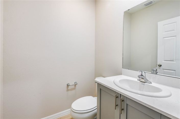 Image No.10-4 Bed Townhouse for sale