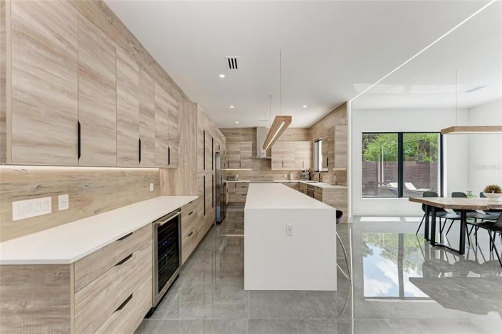 Image No.14-Propriété de 4 chambres à vendre à Sarasota