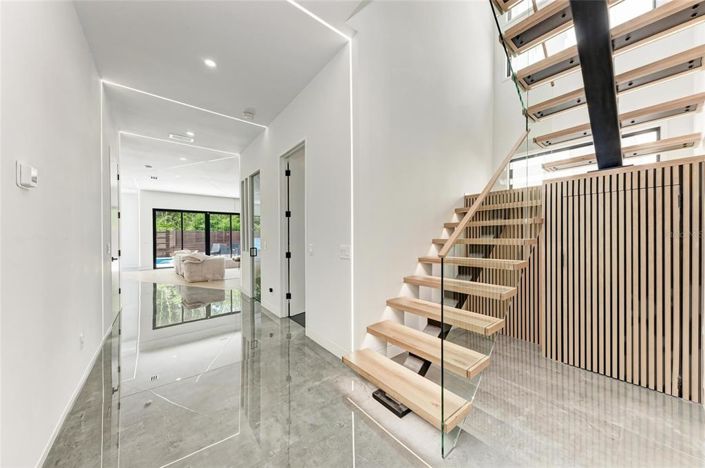 Image No.6-Propriété de 4 chambres à vendre à Sarasota