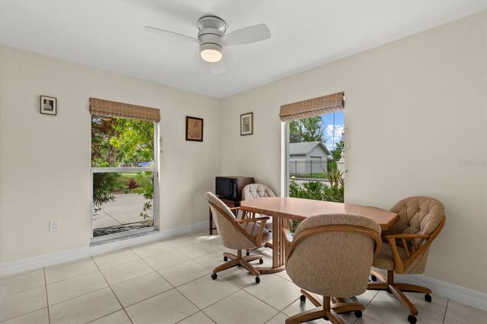 Image No.28-2 Bed Property for sale