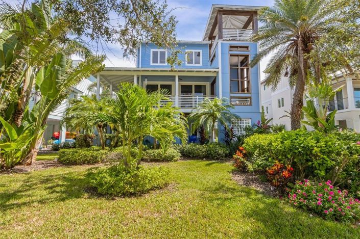 Image No.11-3 Bed Property for sale