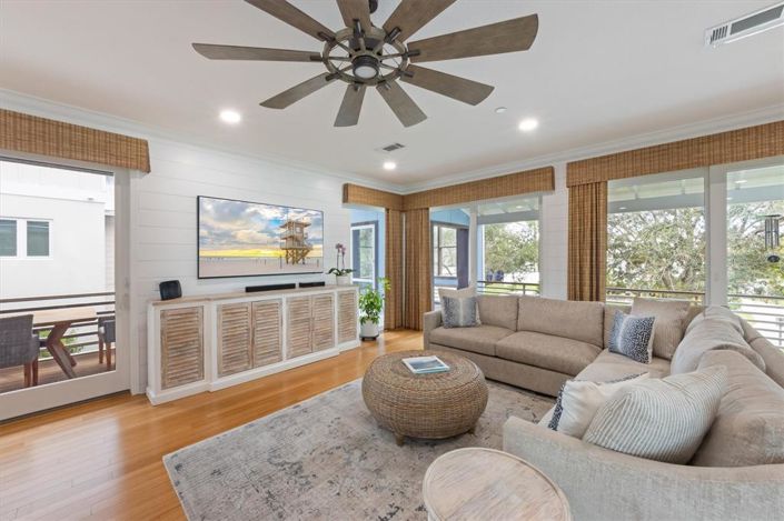 Image No.16-3 Bed Property for sale