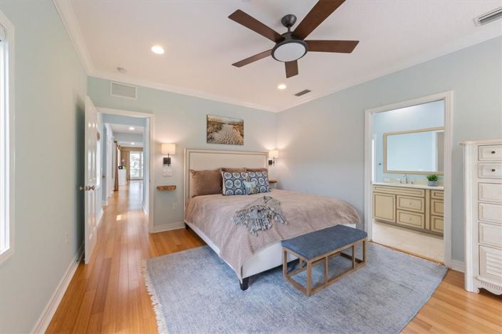 Image No.24-3 Bed Property for sale