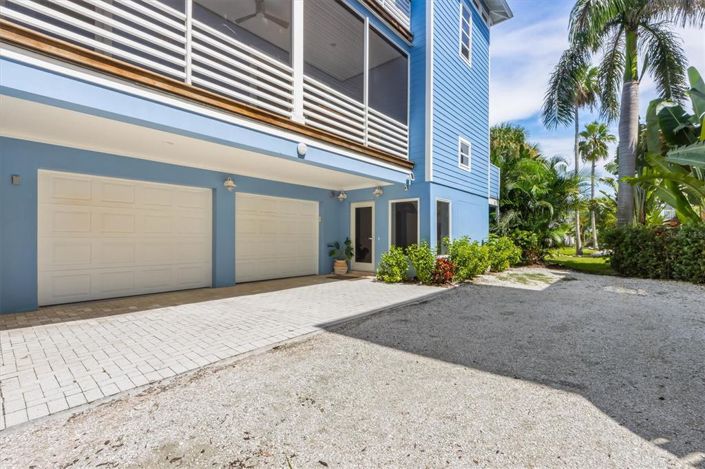 Image No.53-3 Bed Property for sale