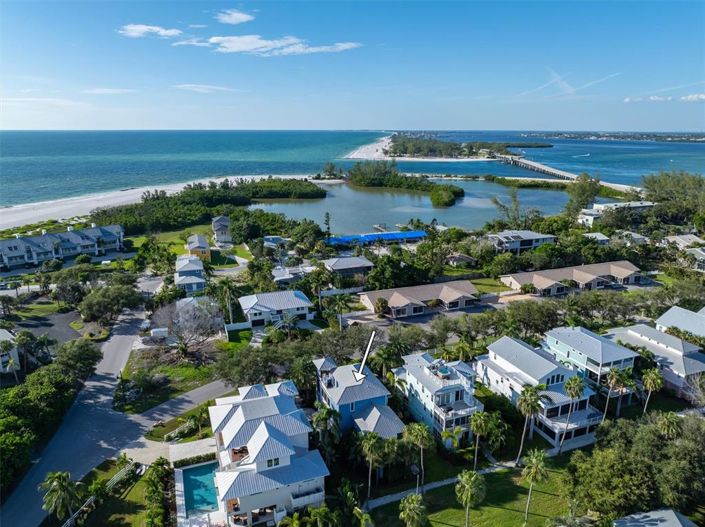 Image No.67-3 Bed Property for sale