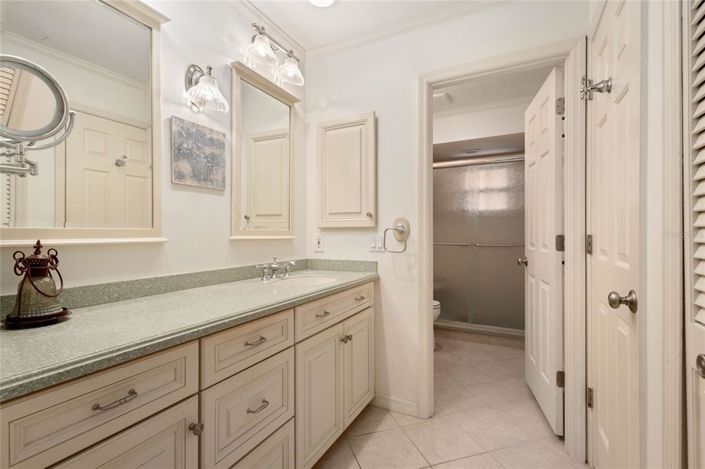 Image No.18-Propriété de 2 chambres à vendre à Sarasota