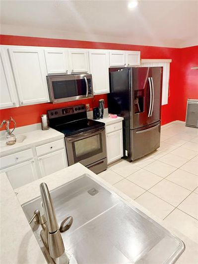 Image No.7-4 Bed Property for sale