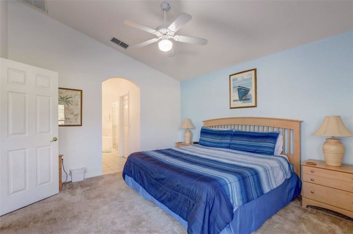 Image No.18-4 Bed Property for sale