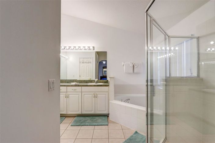 Image No.21-4 Bed Property for sale