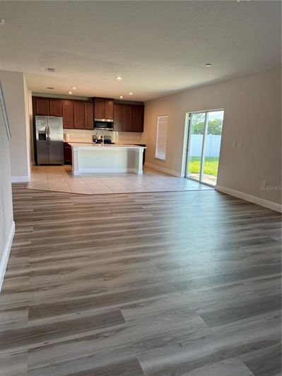 Image No.6-3 Bed Property for sale