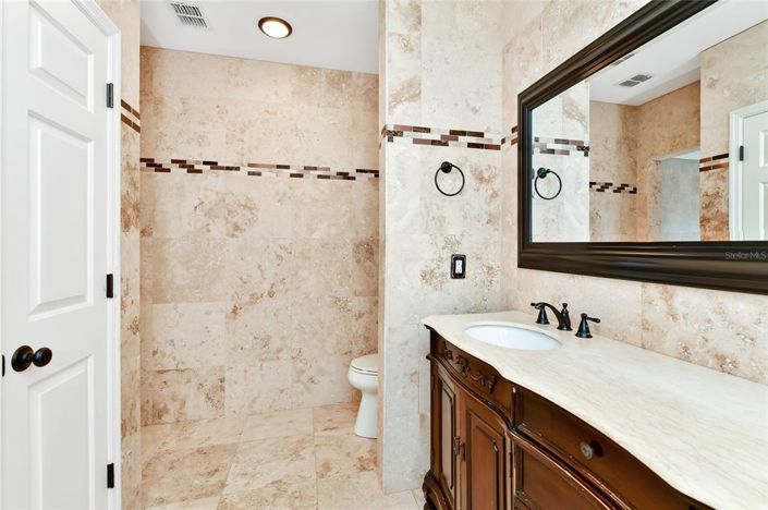 Image No.22-3 Bed Property for sale