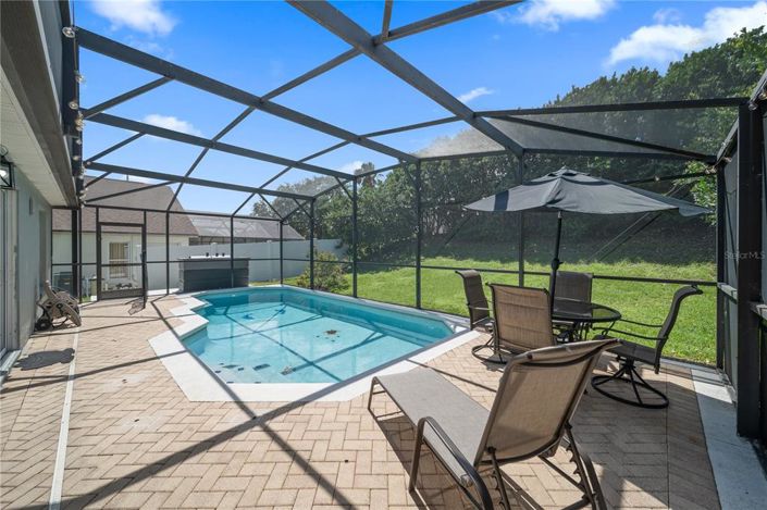 Image No.23-3 Bed Property for sale