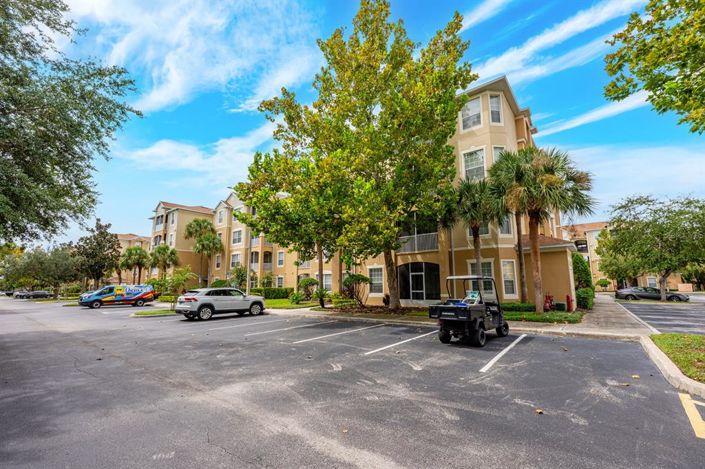 Image No.31-3 Bed Property for sale