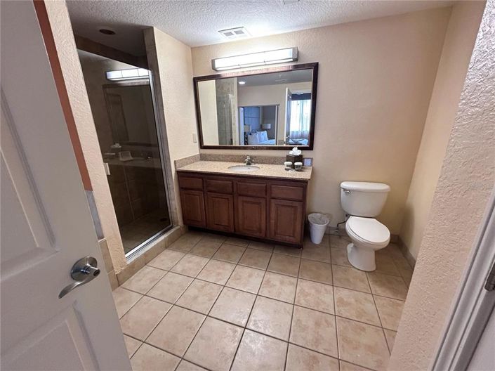 Image No.12-2 Bed Property for sale