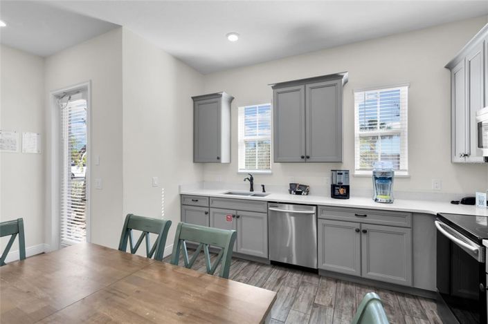 Image No.11-3 Bed Property for sale