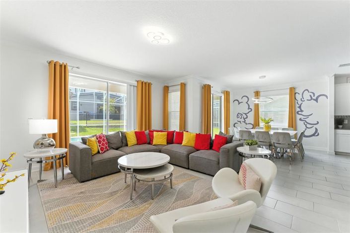 Image No.3-6 Bed Property for sale