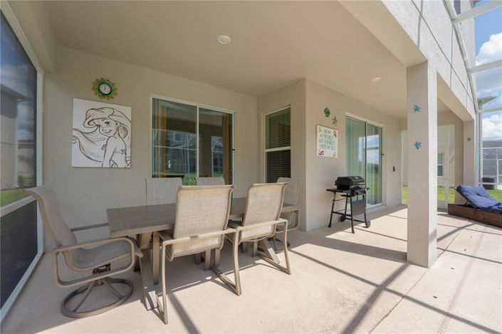 Image No.63-6 Bed Property for sale