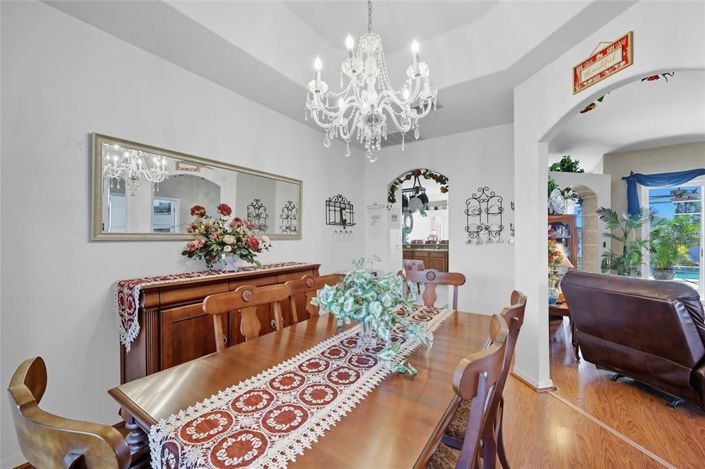 Image No.11-4 Bed Property for sale