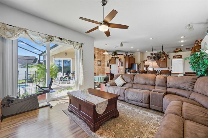 Image No.18-4 Bed Property for sale