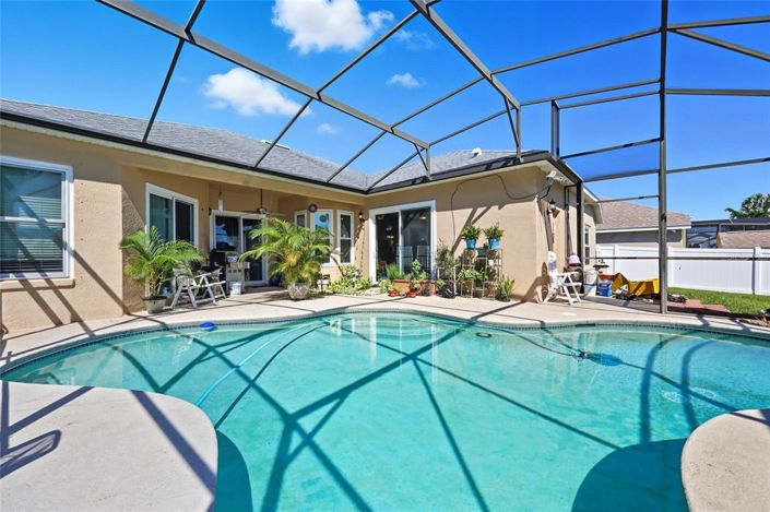 Image No.26-4 Bed Property for sale