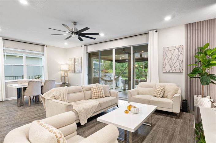 Image No.20-5 Bed Property for sale