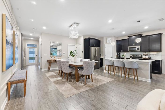 Image No.25-5 Bed Property for sale