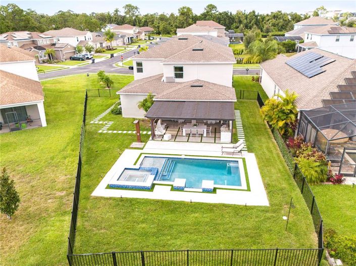 Image No.3-5 Bed Property for sale