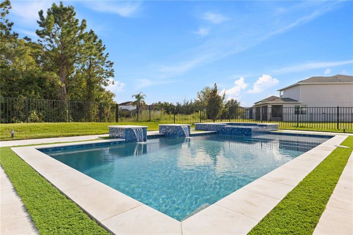 Image No.39-5 Bed Property for sale