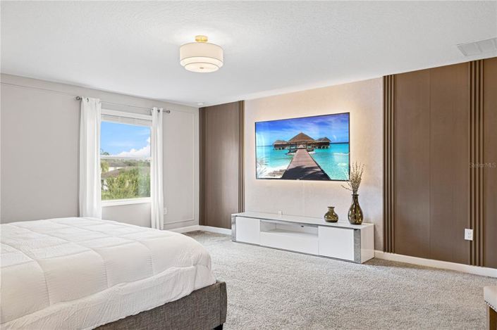 Image No.60-5 Bed Property for sale