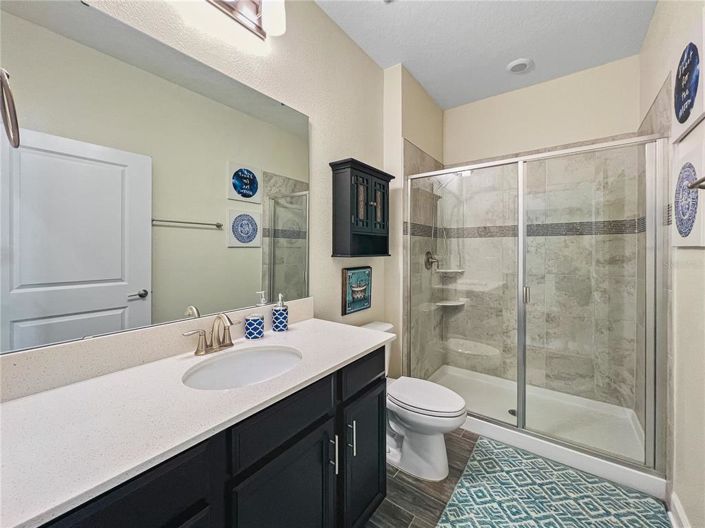 Image No.81-5 Bed Property for sale