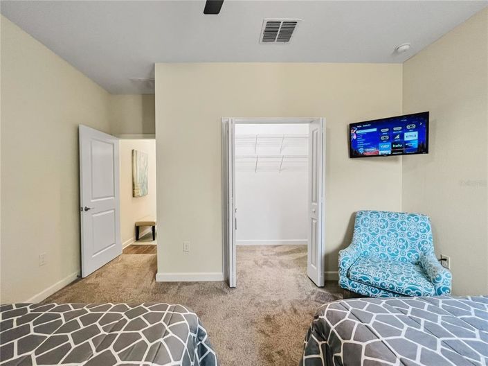 Image No.86-5 Bed Property for sale