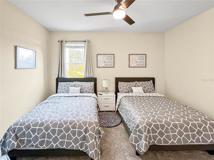 Image No.87-5 Bed Property for sale