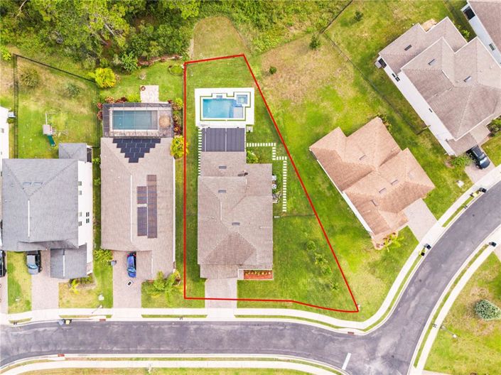 Image No.9-5 Bed Property for sale