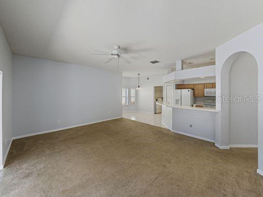 Image No.12-5 Bed Property for sale