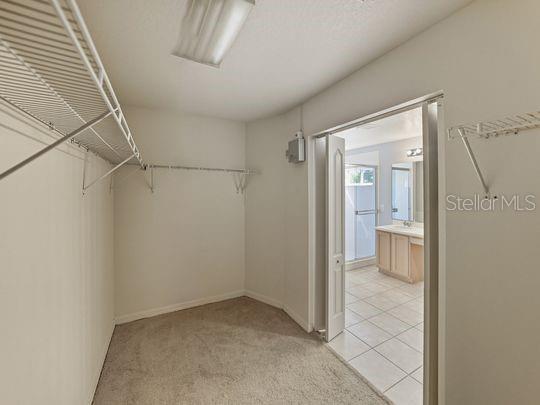 Image No.28-5 Bed Property for sale